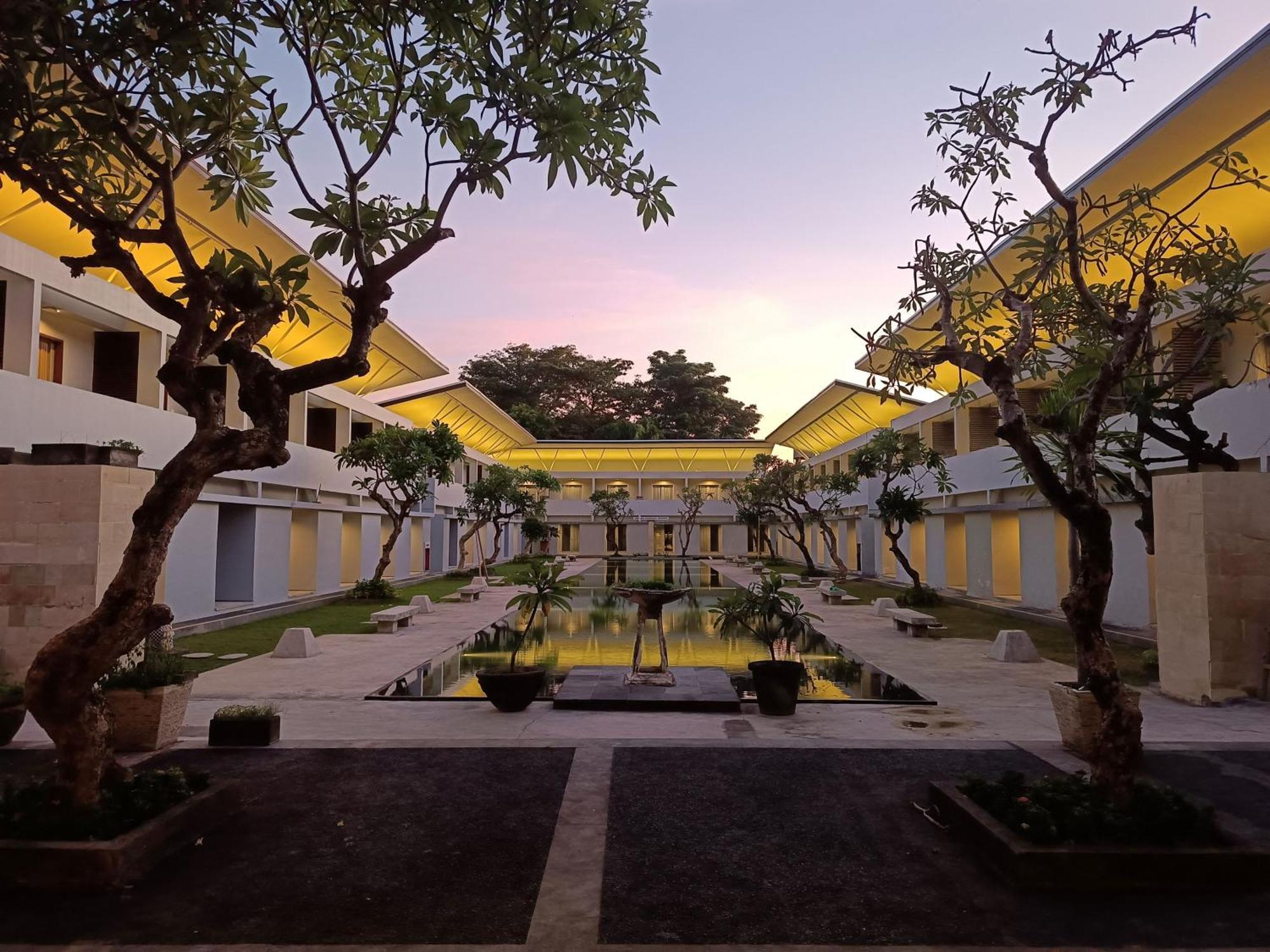 Guna Graha Kuta By Kamara Exterior photo